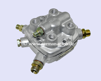 0438101028 Distributor paliva Bosch | Mercedes 190 W201 2.3 16 V | regenerovat 0 438 101 028 Bosch 0438101028, 0438101027, 0986438227, 0 438 101 028, 0 438 101 027 Mercedes M 102.983 190 W201 E 2.3-16